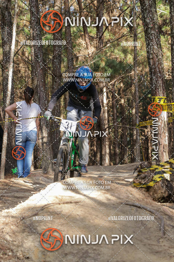 Buy your photos of the eventDownhill Pedreira on Fotop