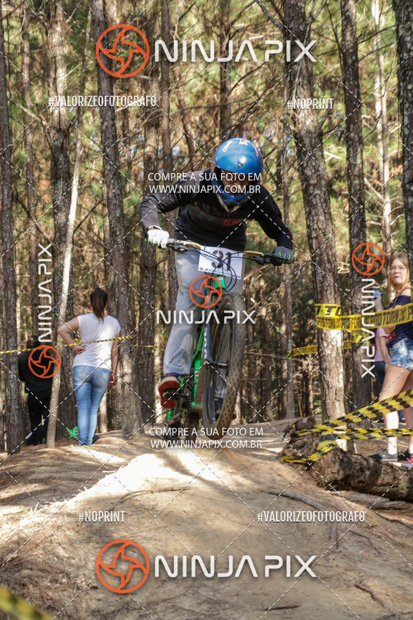 Buy your photos of the eventDownhill Pedreira on Fotop