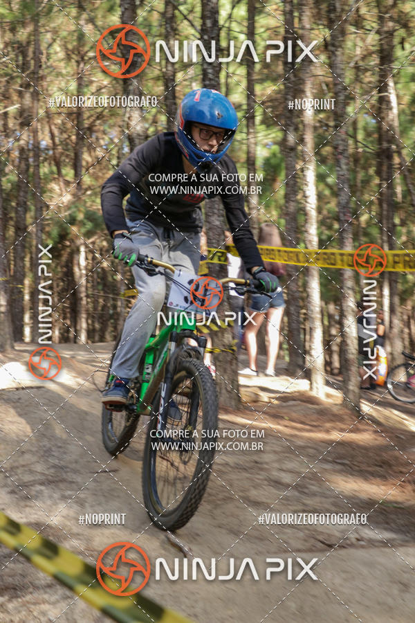 Buy your photos of the eventDownhill Pedreira on Fotop