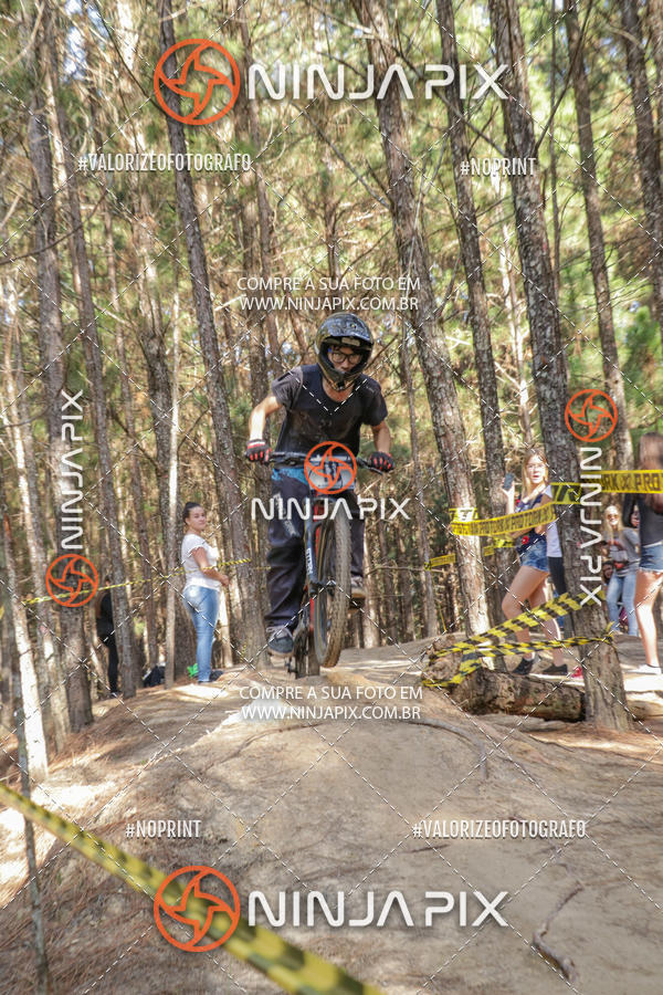 Buy your photos of the eventDownhill Pedreira on Fotop