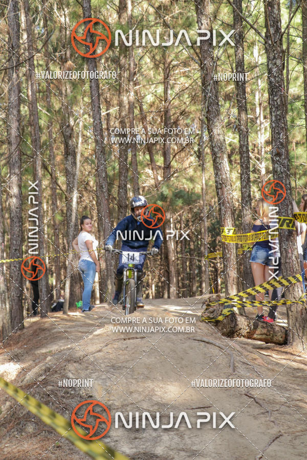 Buy your photos of the eventDownhill Pedreira on Fotop