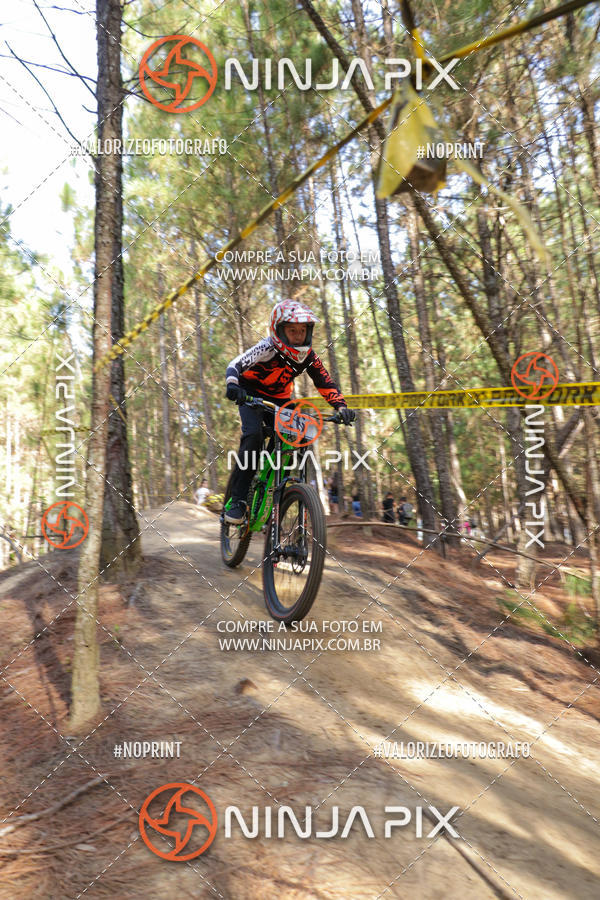 Achetez vos photos de l'vnementDownhill Pedreira sur Fotop