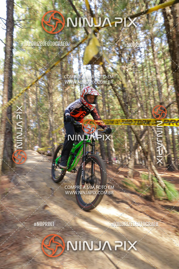 Achetez vos photos de l'vnementDownhill Pedreira sur Fotop