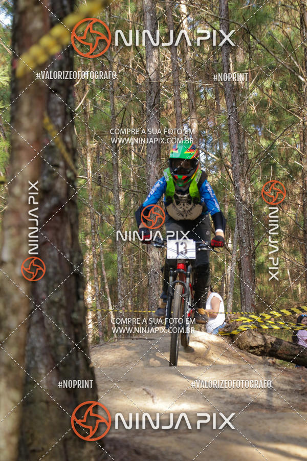 Achetez vos photos de l'vnementDownhill Pedreira sur Fotop