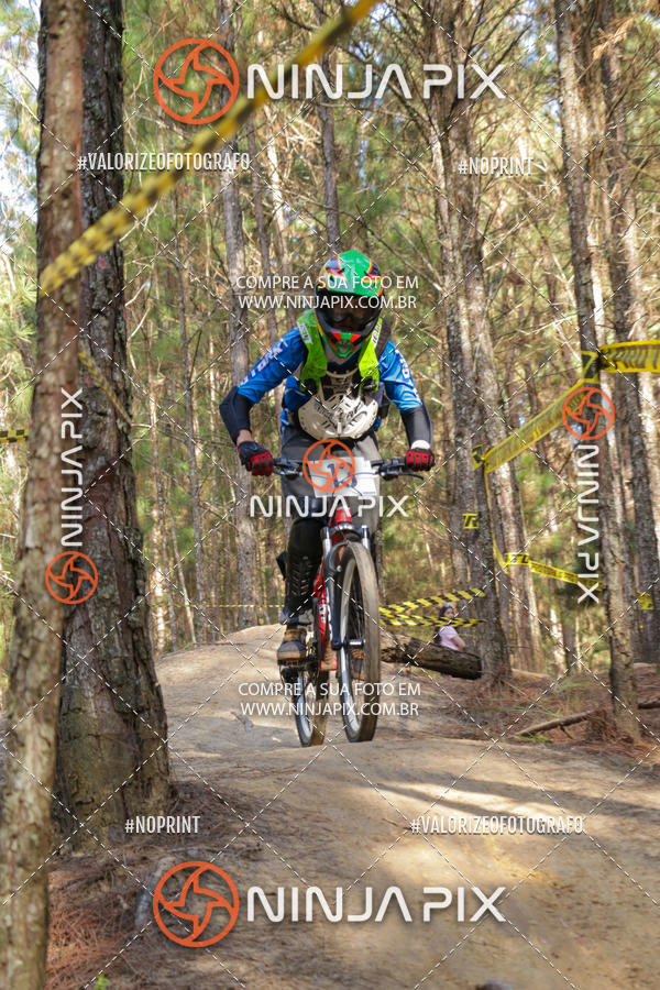 Achetez vos photos de l'vnementDownhill Pedreira sur Fotop