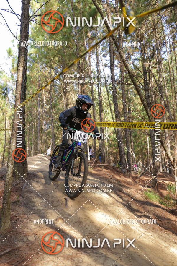 Achetez vos photos de l'vnementDownhill Pedreira sur Fotop