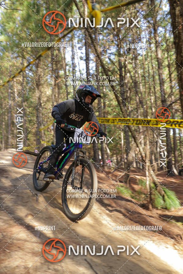 Achetez vos photos de l'vnementDownhill Pedreira sur Fotop