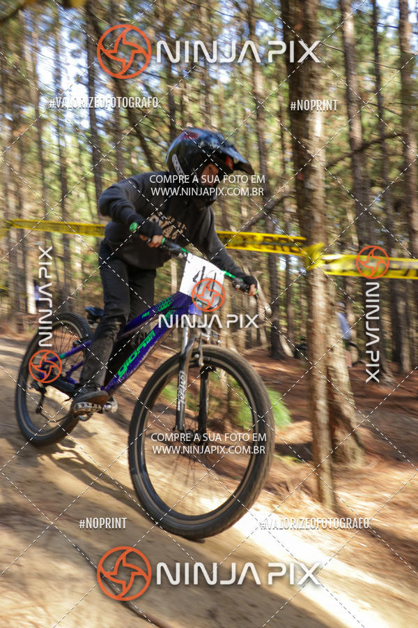 Achetez vos photos de l'vnementDownhill Pedreira sur Fotop