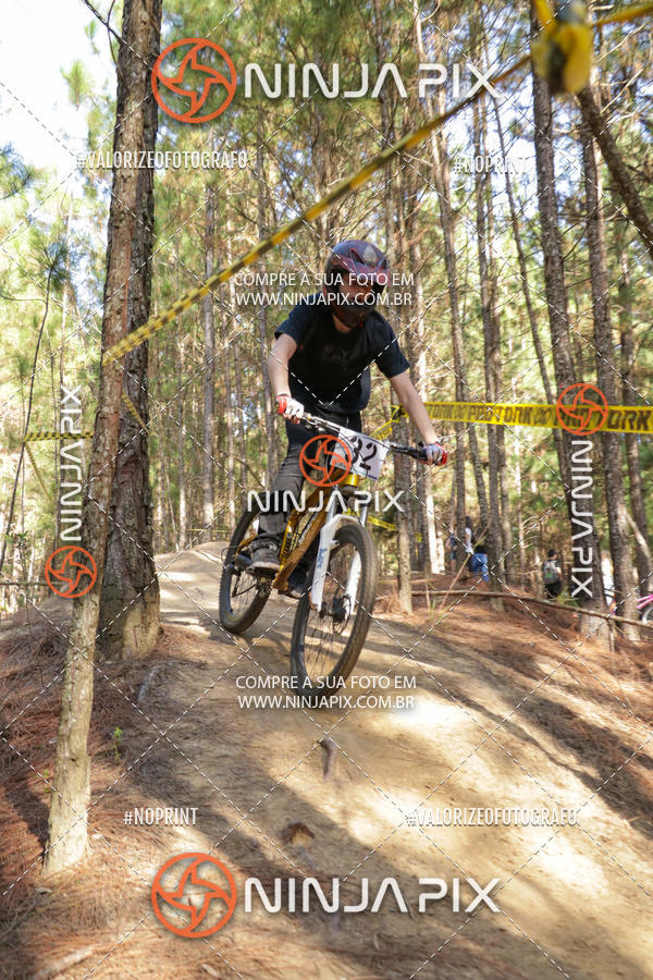 Achetez vos photos de l'vnementDownhill Pedreira sur Fotop