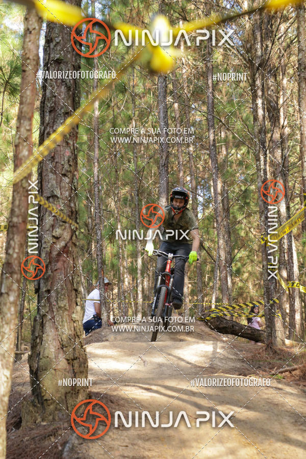 Compre suas fotos do eventoDownhill Pedreira no Fotop