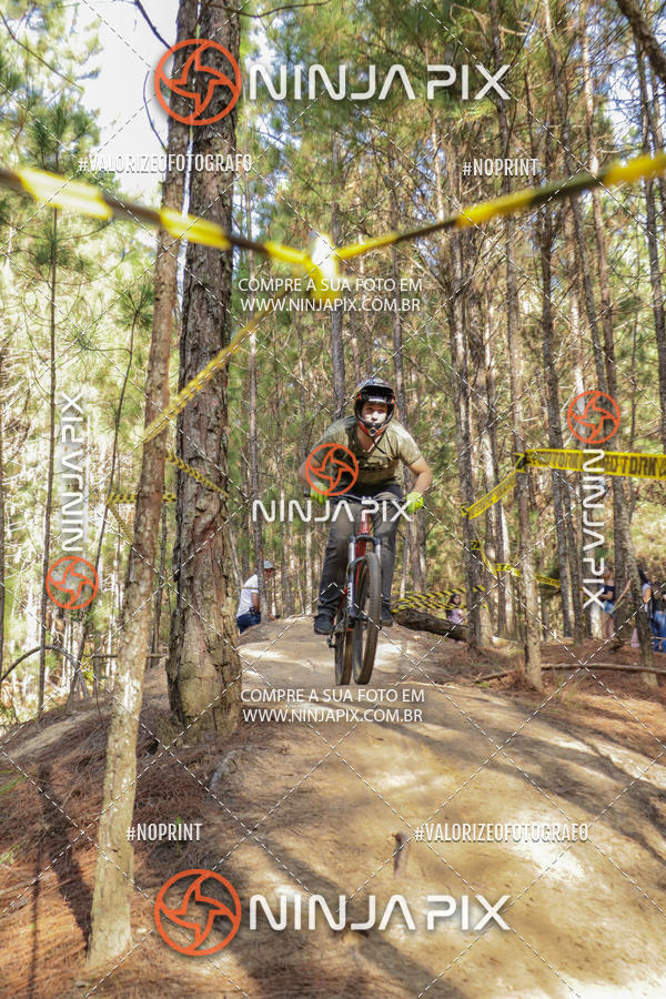 Compre suas fotos do eventoDownhill Pedreira no Fotop