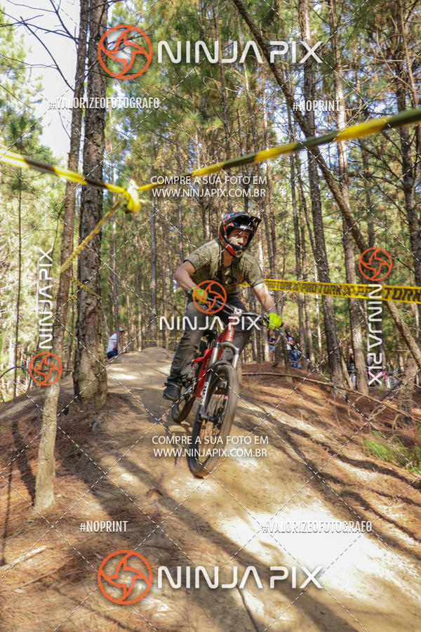 Compre suas fotos do eventoDownhill Pedreira no Fotop