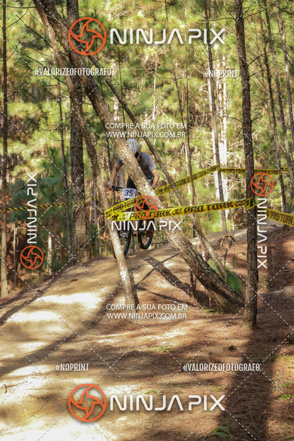 Compre suas fotos do eventoDownhill Pedreira no Fotop