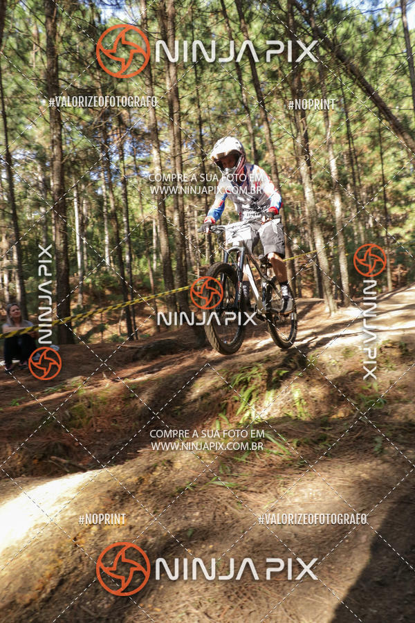 Compre suas fotos do eventoDownhill Pedreira no Fotop