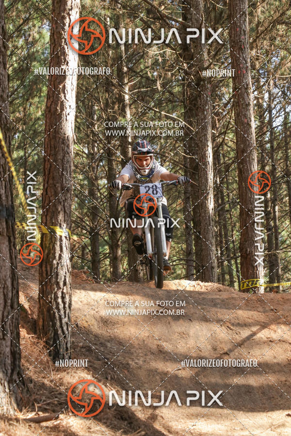 Compre as suas fotos do eventoDownhill Pedreira no Fotop