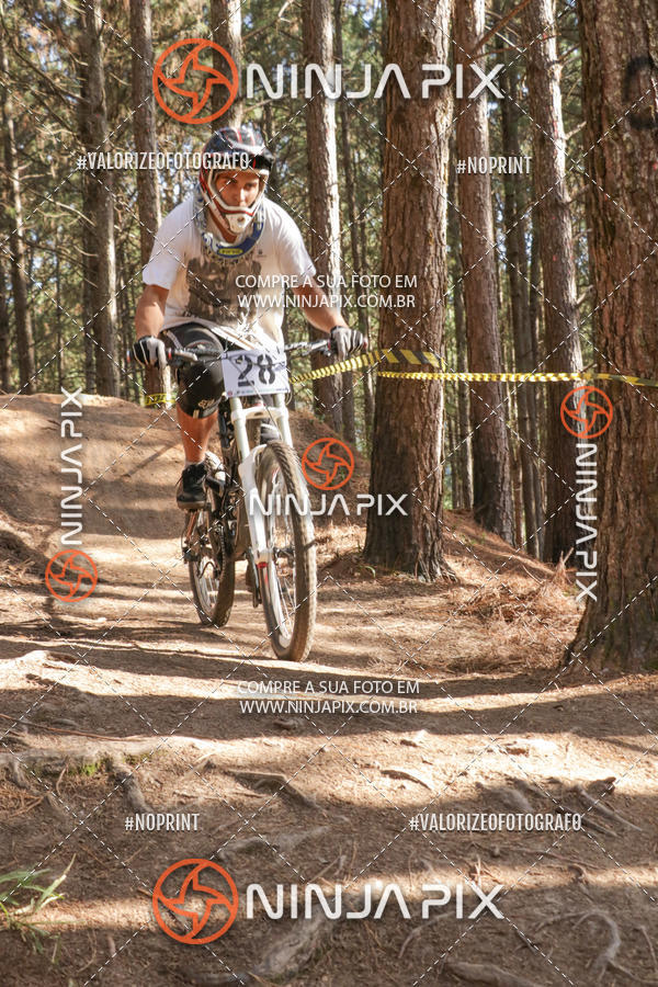 Compre as suas fotos do eventoDownhill Pedreira no Fotop