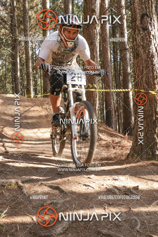 Compre as suas fotos do eventoDownhill Pedreira no Fotop