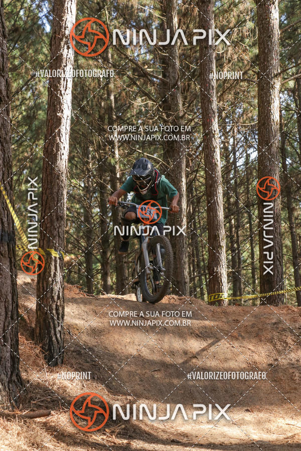 Compre as suas fotos do eventoDownhill Pedreira no Fotop