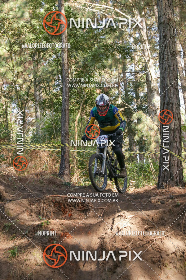 Compre as suas fotos do eventoDownhill Pedreira no Fotop