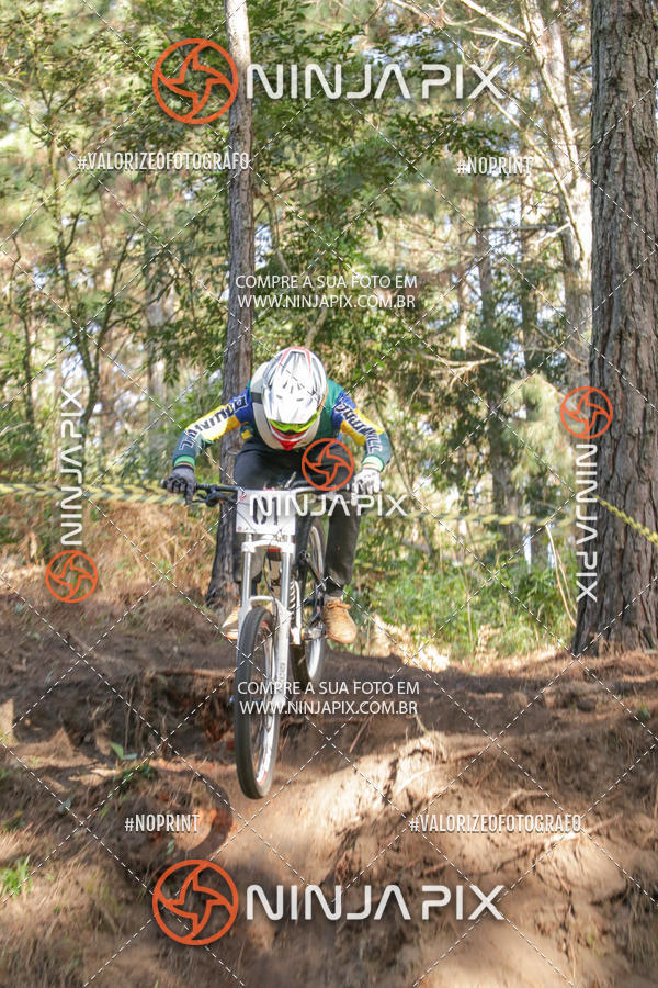 Compre as suas fotos do eventoDownhill Pedreira no Fotop