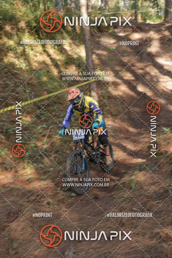 Buy your photos of the eventDownhill Pedreira on Fotop