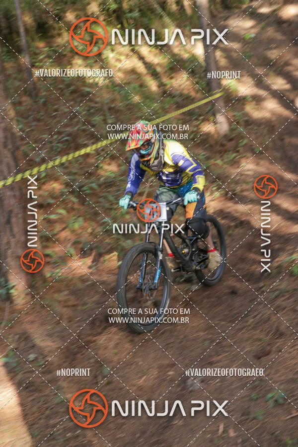 Buy your photos of the eventDownhill Pedreira on Fotop