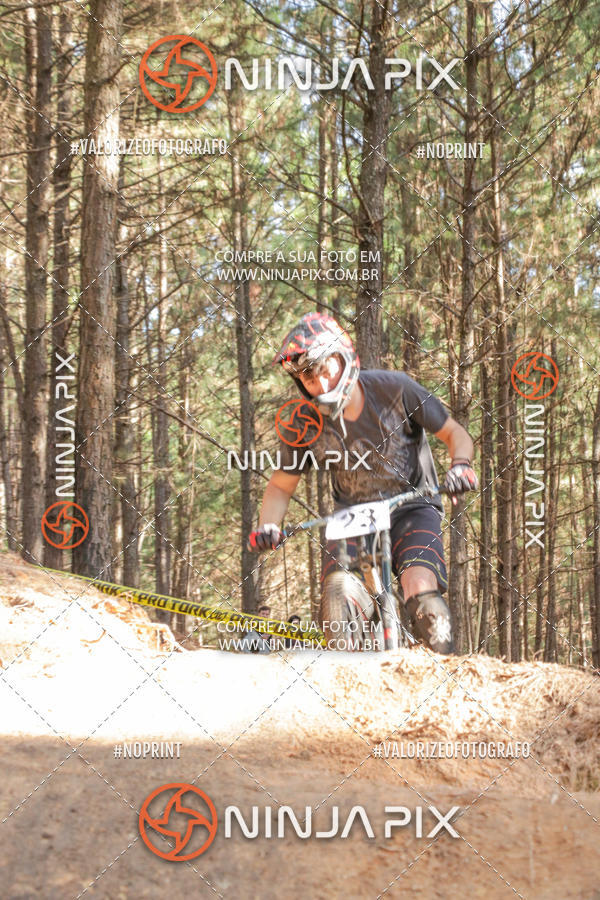 Buy your photos of the eventDownhill Pedreira on Fotop