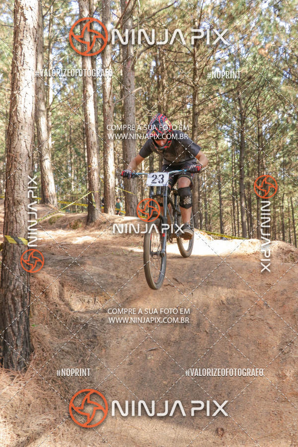 Buy your photos of the eventDownhill Pedreira on Fotop