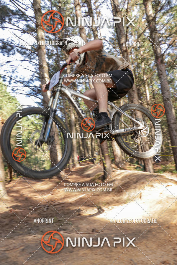 Buy your photos of the eventDownhill Pedreira on Fotop