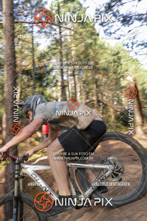 Buy your photos of the eventDownhill Pedreira on Fotop