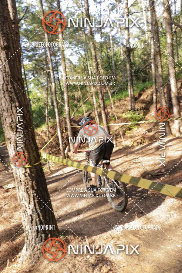 Buy your photos of the eventDownhill Pedreira on Fotop