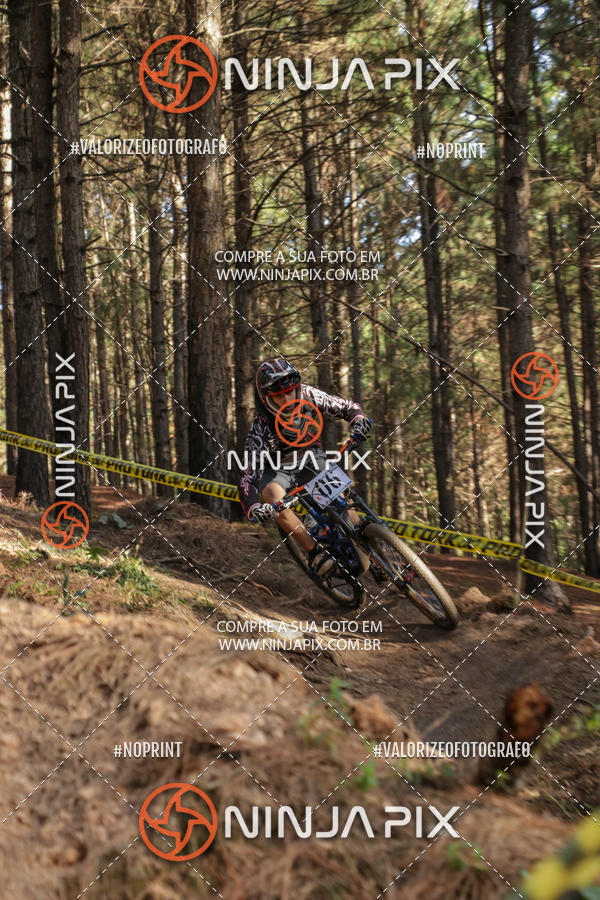 Buy your photos of the eventDownhill Pedreira on Fotop