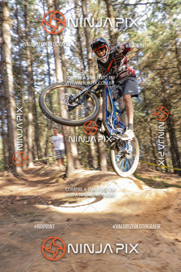 Buy your photos of the eventDownhill Pedreira on Fotop