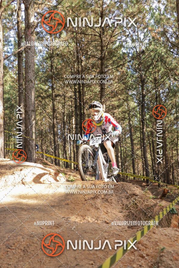 Buy your photos of the eventDownhill Pedreira on Fotop