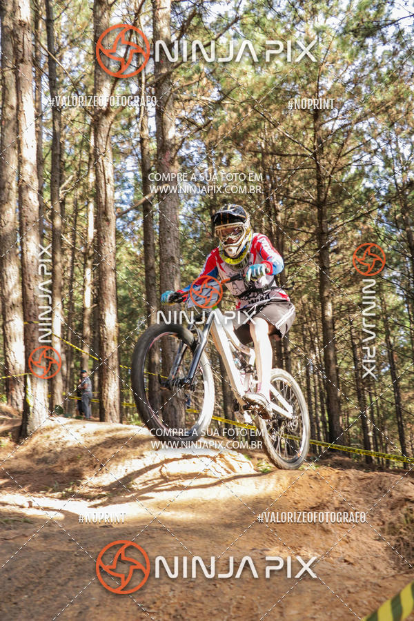 Buy your photos of the eventDownhill Pedreira on Fotop