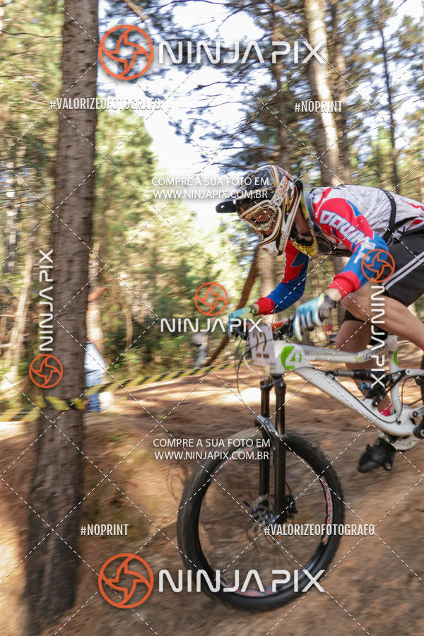 Buy your photos of the eventDownhill Pedreira on Fotop