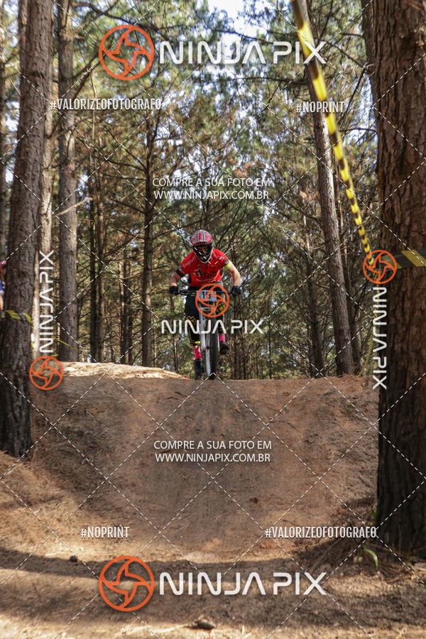 Buy your photos of the eventDownhill Pedreira on Fotop