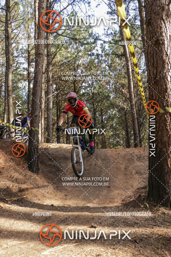 Buy your photos of the eventDownhill Pedreira on Fotop