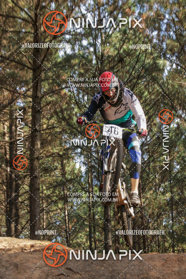 Buy your photos of the eventDownhill Pedreira on Fotop