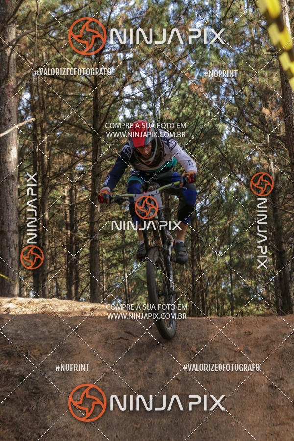 Buy your photos of the eventDownhill Pedreira on Fotop