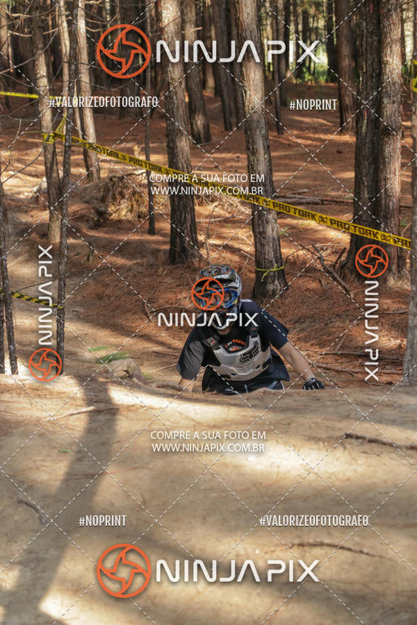 Buy your photos of the eventDownhill Pedreira on Fotop