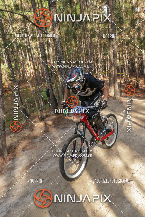 Buy your photos of the eventDownhill Pedreira on Fotop