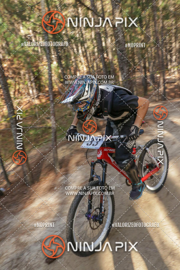 Buy your photos of the eventDownhill Pedreira on Fotop