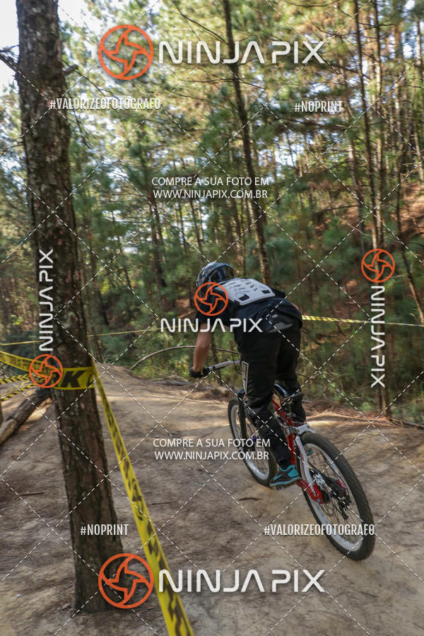 Buy your photos of the eventDownhill Pedreira on Fotop