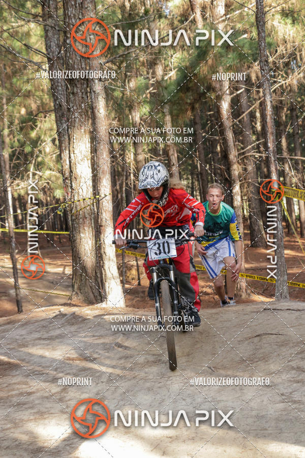 Buy your photos of the eventDownhill Pedreira on Fotop