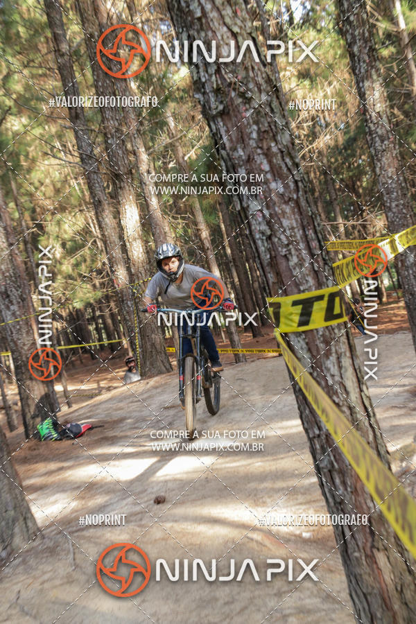 Buy your photos of the eventDownhill Pedreira on Fotop