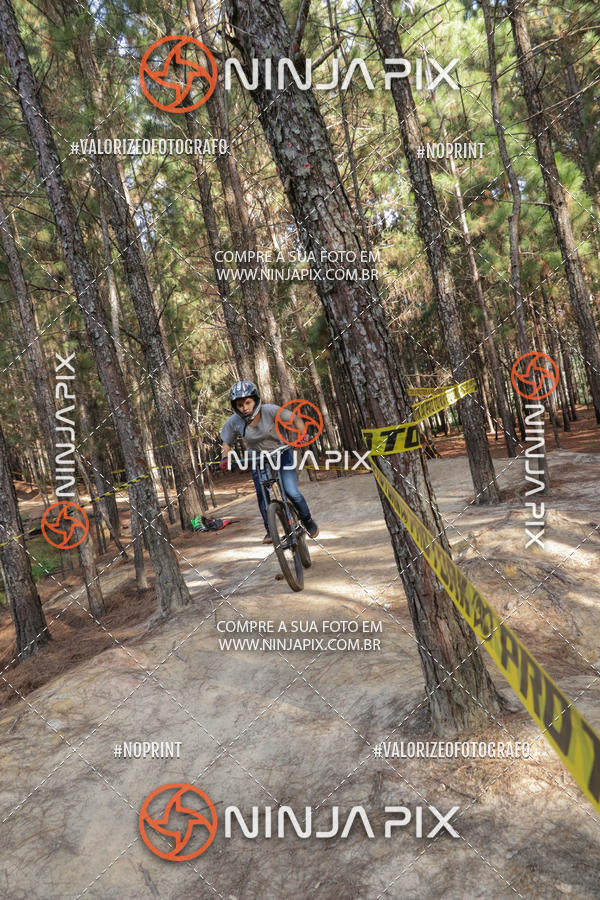 Buy your photos of the eventDownhill Pedreira on Fotop