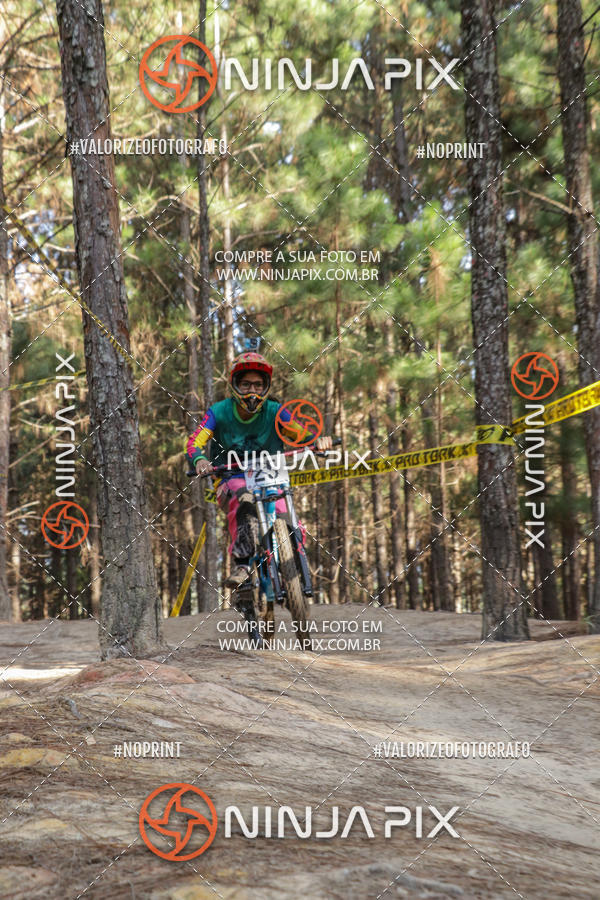 Buy your photos of the eventDownhill Pedreira on Fotop