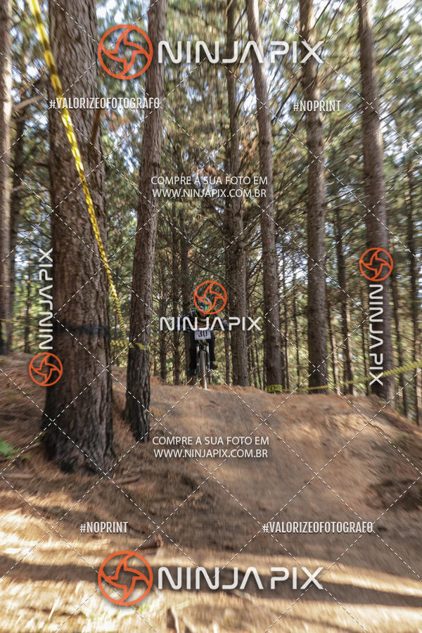 Buy your photos of the eventDownhill Pedreira on Fotop