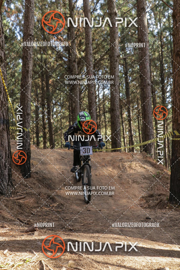 Buy your photos of the eventDownhill Pedreira on Fotop